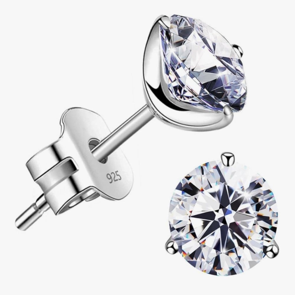 Single STUNNING FLAME" 18K Gold Plated Silver Brilliant Cut Simulated Diamond